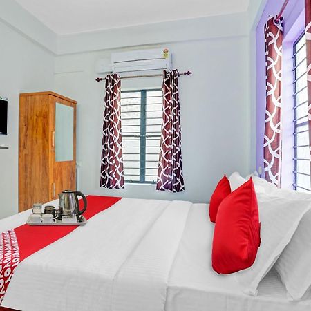 OYO 91234 Bevis Hotel Kazhakuttam Buitenkant foto