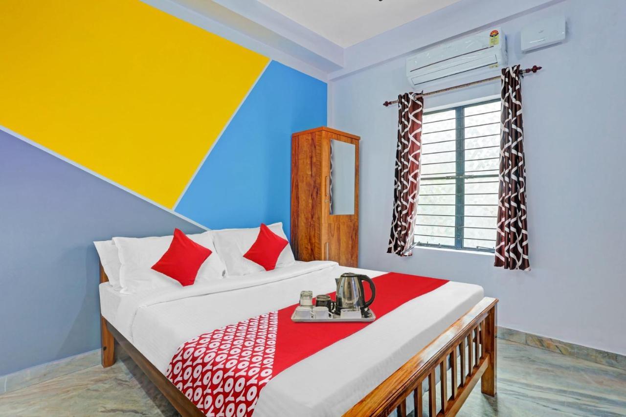 OYO 91234 Bevis Hotel Kazhakuttam Buitenkant foto
