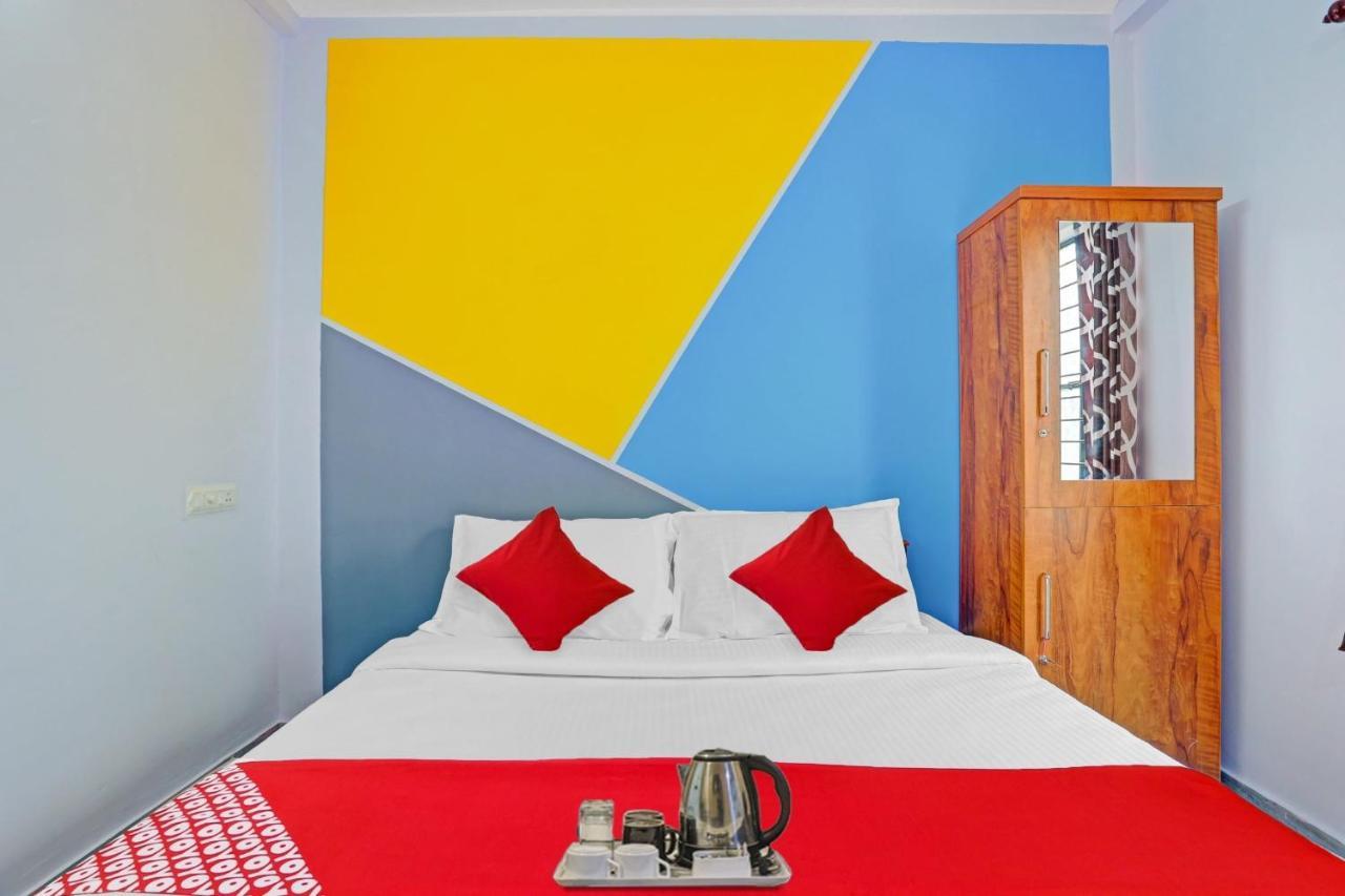 OYO 91234 Bevis Hotel Kazhakuttam Buitenkant foto