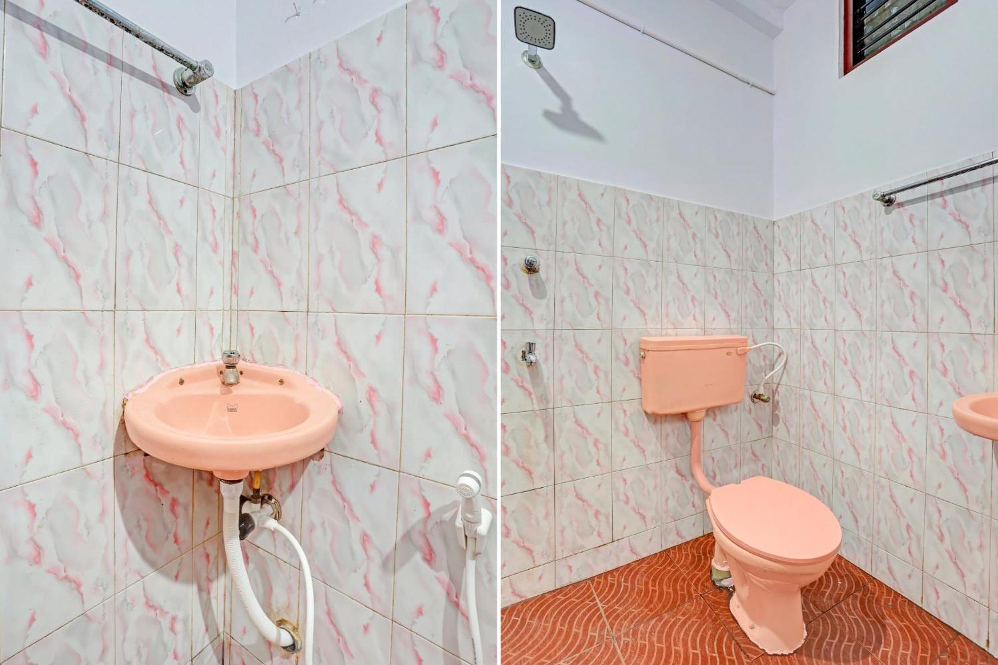 OYO 91234 Bevis Hotel Kazhakuttam Buitenkant foto