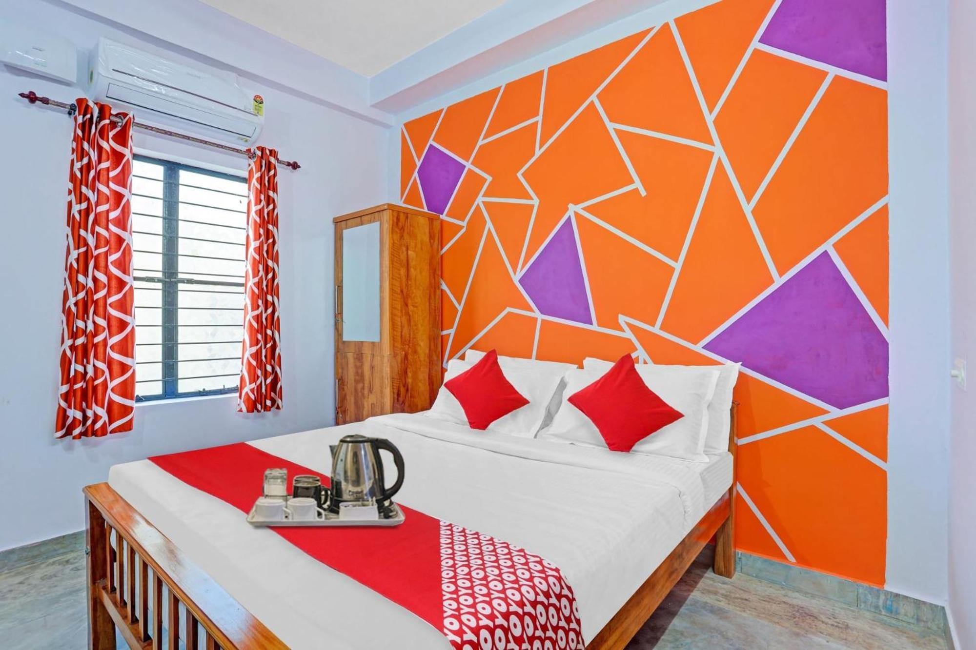 OYO 91234 Bevis Hotel Kazhakuttam Buitenkant foto