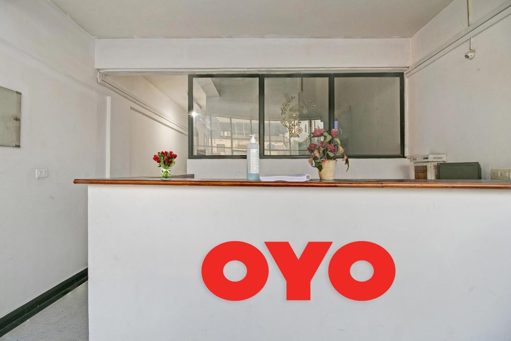 OYO 91234 Bevis Hotel Kazhakuttam Buitenkant foto
